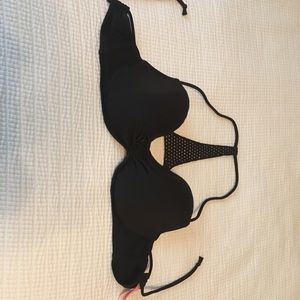 Victoria’s Secret 34C bathing suit top